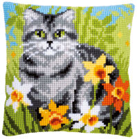 Vervaco PN-0150975 Kreuzstichkissen Katze zwischen Blumen